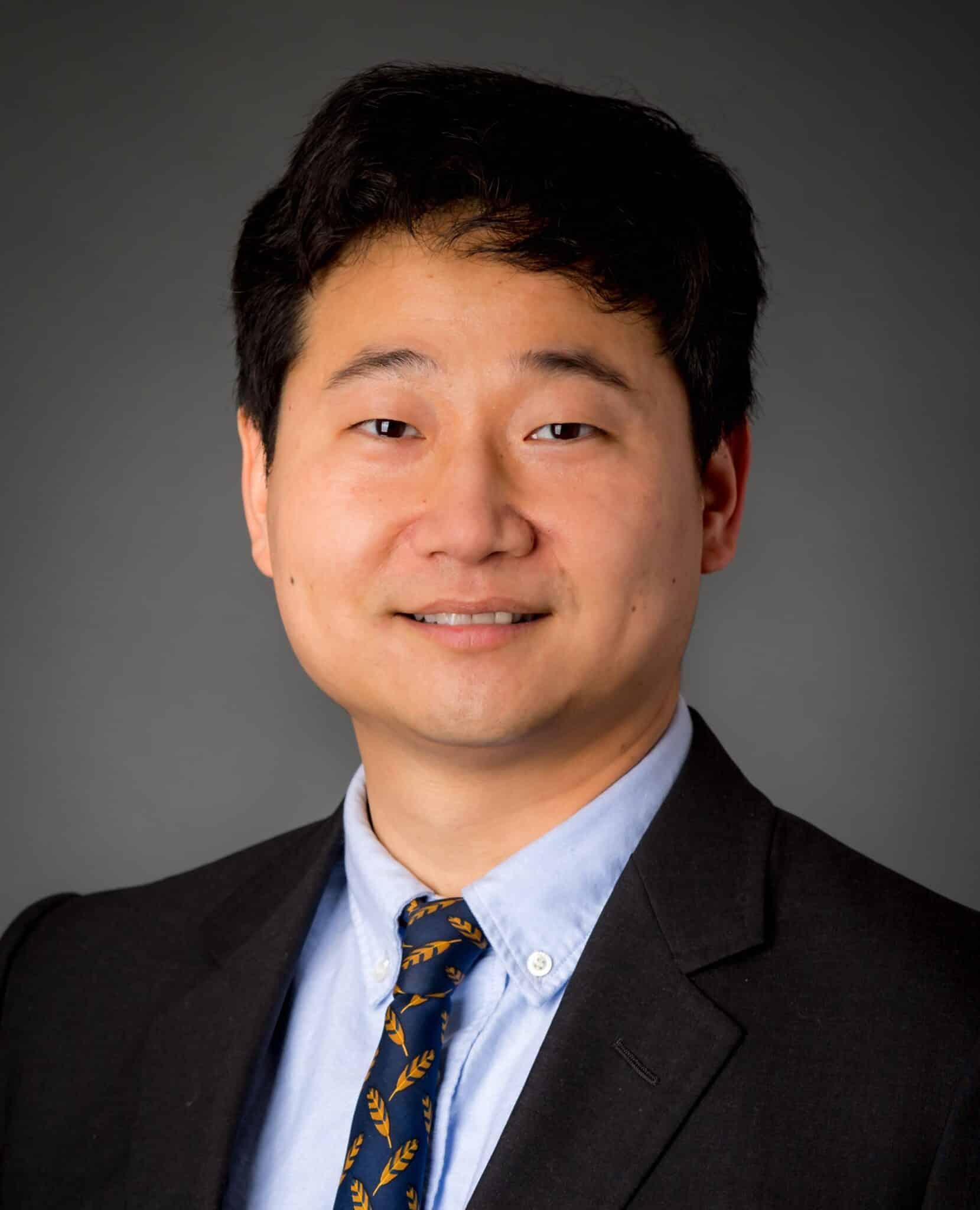 Dr. Kai B. Kang | Ophthalmologist Wheaton | Wheaton Eye Clinic